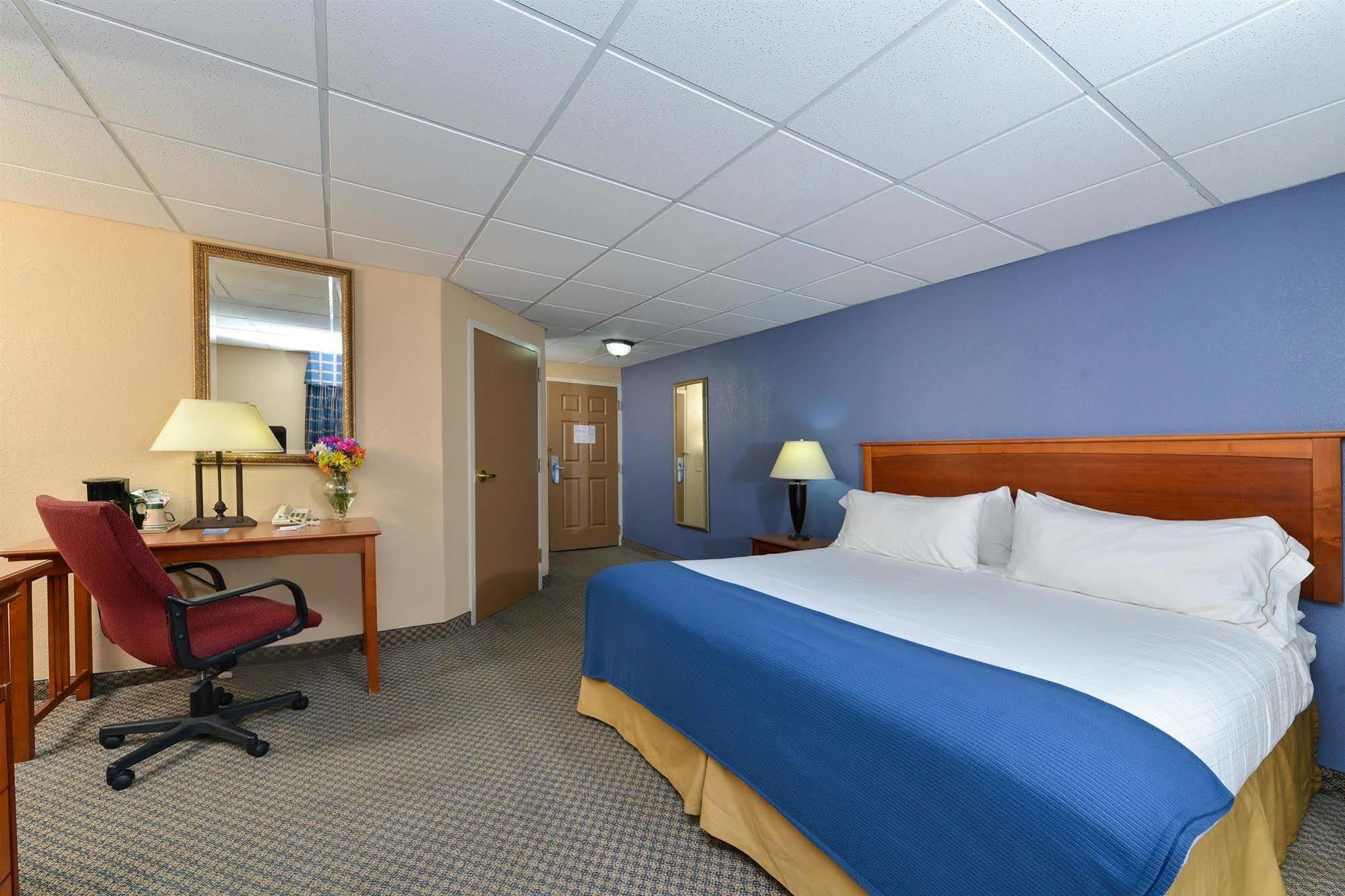 Red Roof Inn & Suites Macon Exteriér fotografie