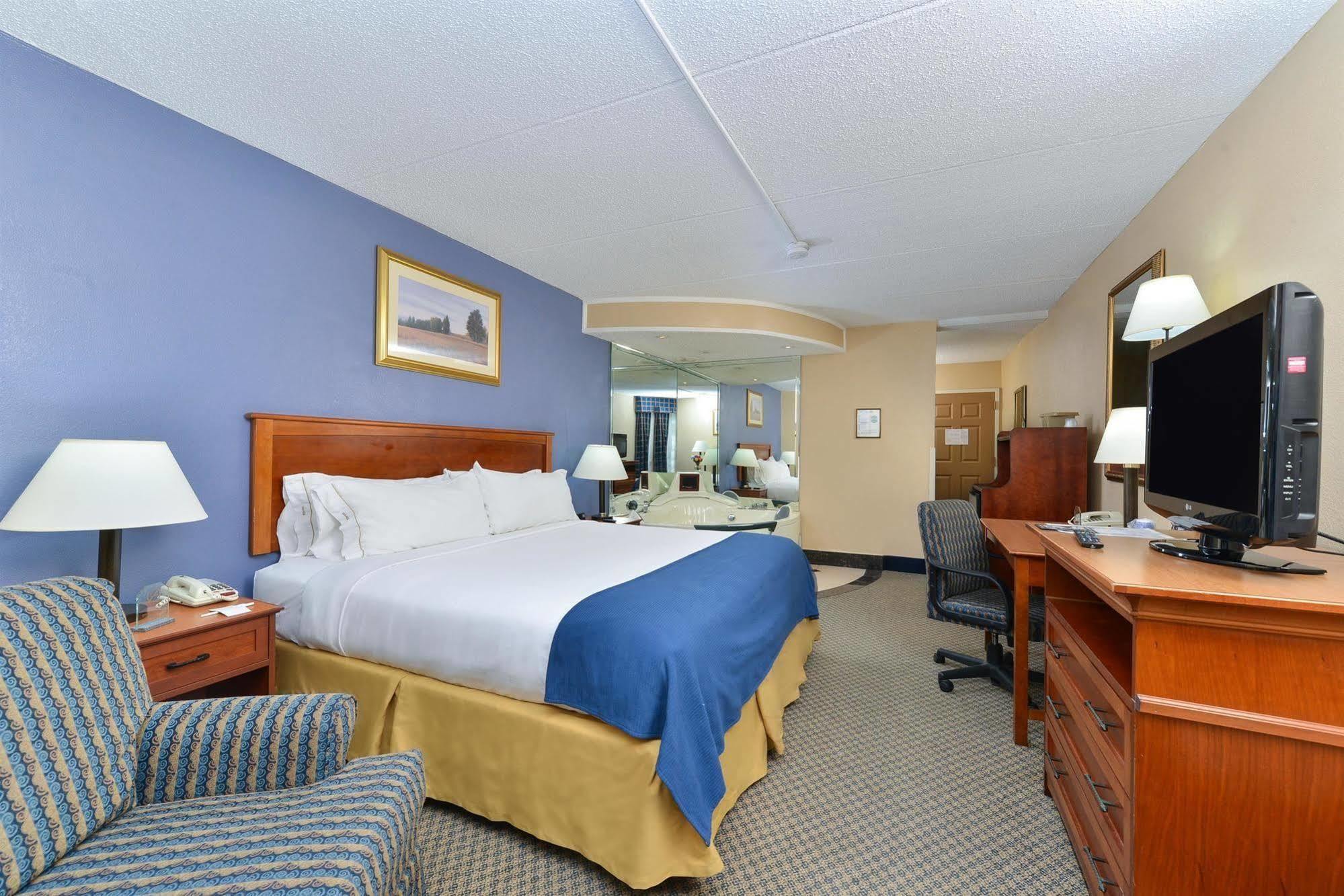 Red Roof Inn & Suites Macon Exteriér fotografie