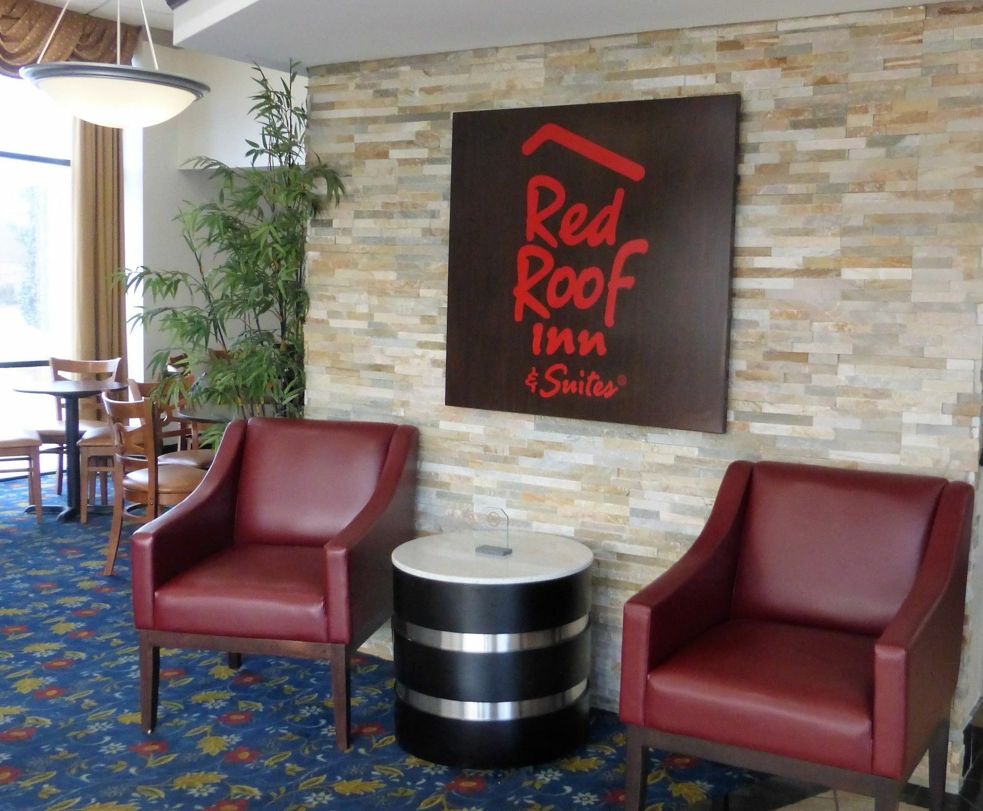Red Roof Inn & Suites Macon Exteriér fotografie